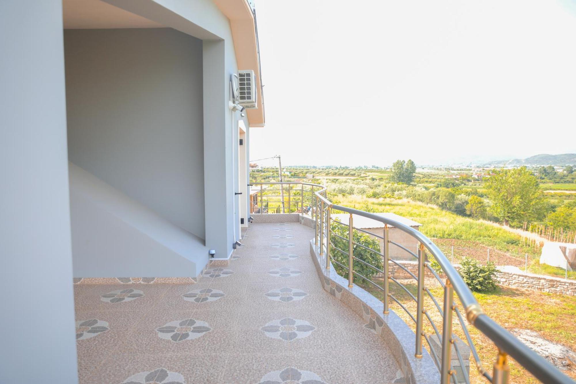Amla'S Villa Berat Kültér fotó